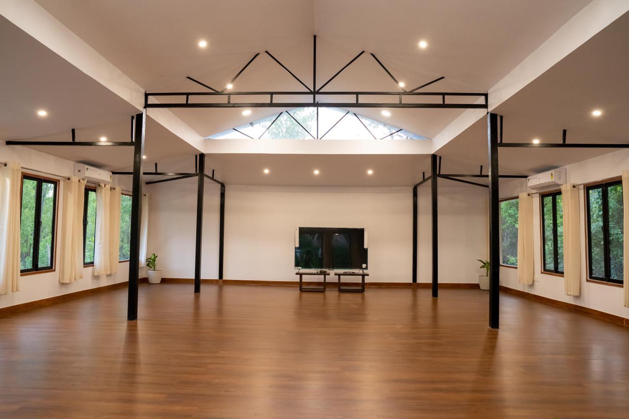 Dev Bhoomi Farms & Cottages دارامشالا المظهر الخارجي الصورة